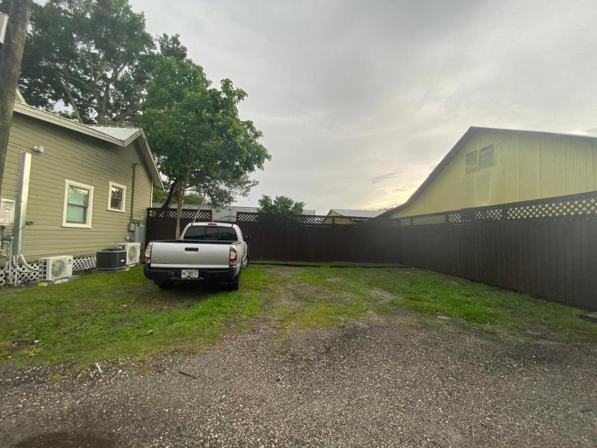 The Front Porch Apartment Sanford Exterior photo